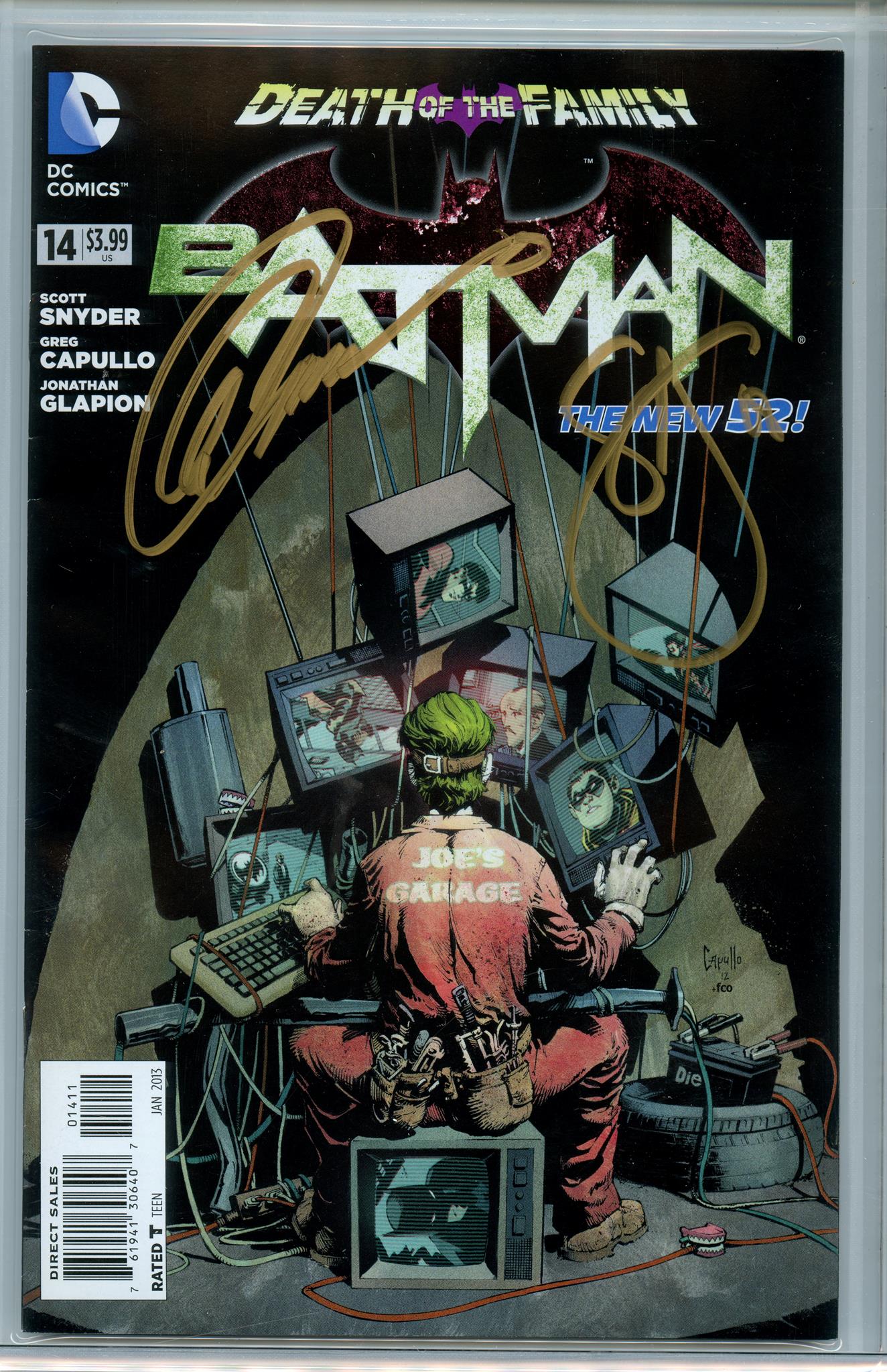 Batman V2 14 (Jan 2013) CBCS (8.5) - signed by Capullo & Snyder